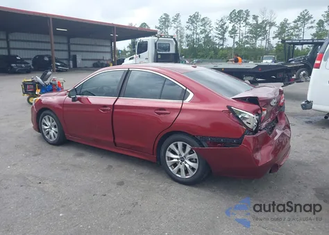 2015 Subaru Legacy 2.5I Premium из США, поврежденный, VIN 4S3BNAF66F3055684